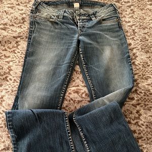 Silver flare jeans sz 30/33 EUC